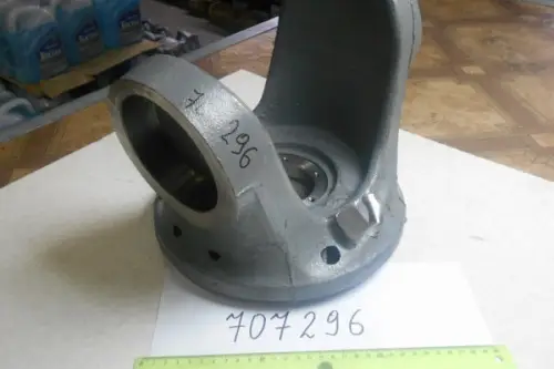 Опора корпуса для а/м КАМАЗ поворотного кулака 6522-2304014 (АЗ КАМАЗ) - Авторота