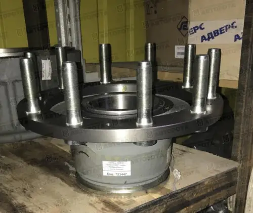 Ступица для а/м КАМАЗ передняя с подшипником без барабана 6522-3103007 (АЗ КАМАЗ) - Авторота