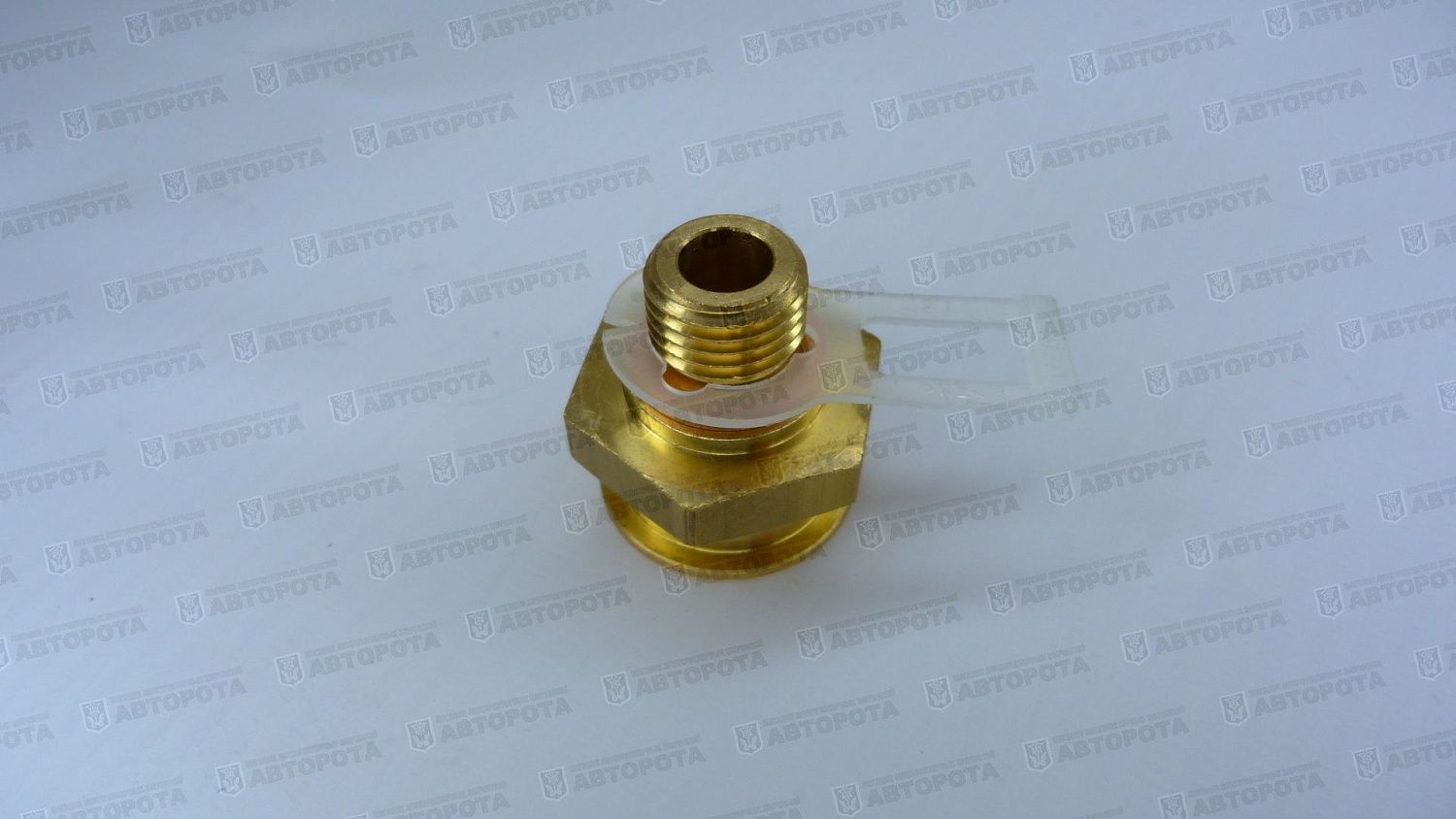 Штуцер М 14х1,5 для а/м КАМАЗ топливный CommonRail 740.70-1104232 (VOSS) - Авторота