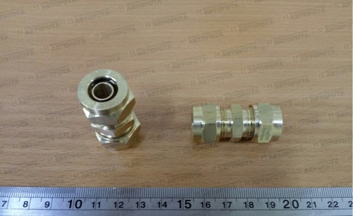 Фитинг пл. труб прямой 12 мм (металл) разборный (Startec) - Авторота